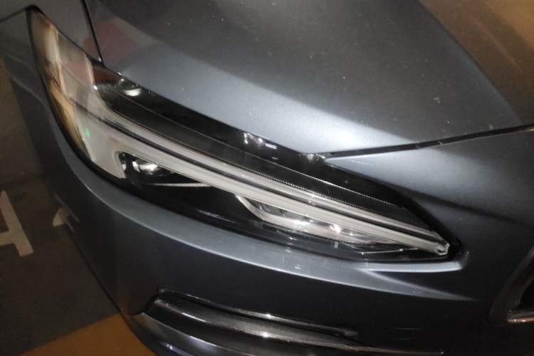Used Volvo S90 2020 T5 Zhiyi Luxury Edition Right Front Headlight