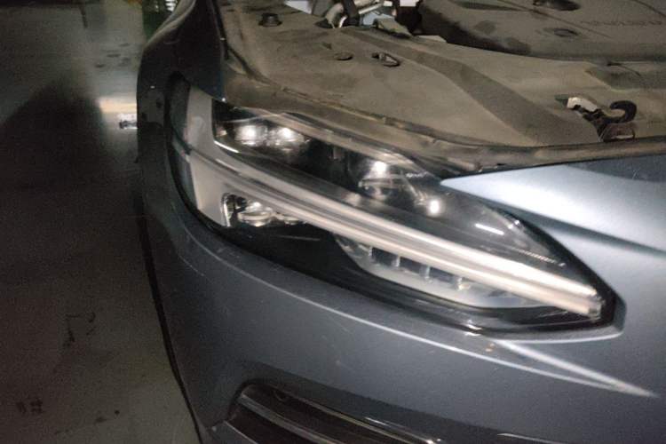 Used Volvo S90 2020 T5 Zhiyi Luxury Edition Right Front Headlight