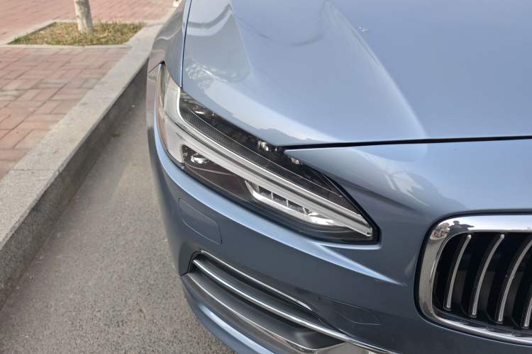 Used Volvo S90 2020 T5 Zhiyuan Luxury Edition Right Front Headlight