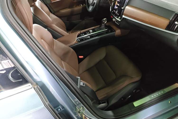 Used Volvo S90 2020 T5 Zhiyi Luxury Edition Right Front Seat