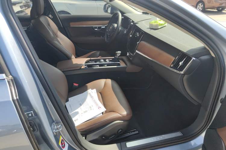 Used Volvo S90 2020 Facelifted T5 Zhiyi Luxury Edition Right Front Seat
