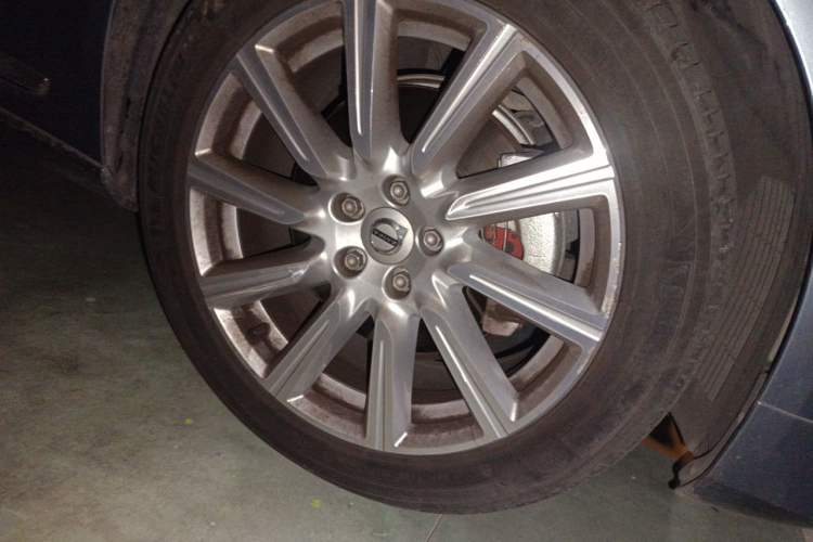 Used Volvo S90 2020 T5 Zhiyi Luxury Edition Right Front Wheel Hub