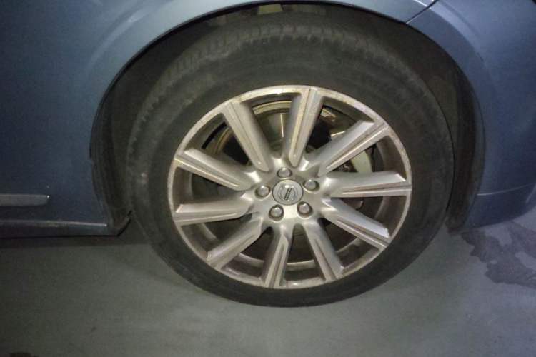Used Volvo S90 2020 T5 Zhiyuan Luxury Edition Right Front Wheel Hub