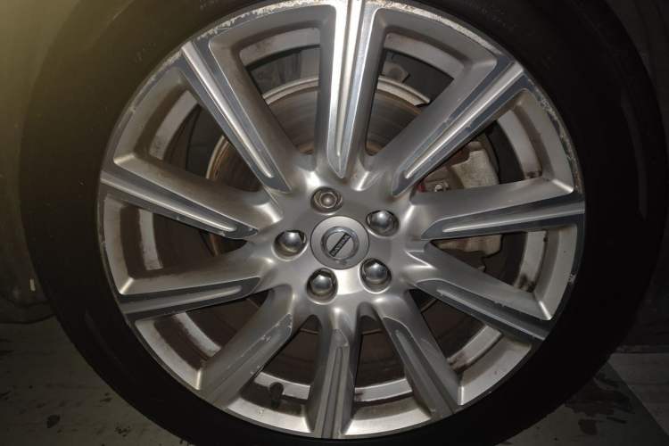 Used Volvo S90 2020 T5 Zhiyi Luxury Edition Right Front Wheel Hub