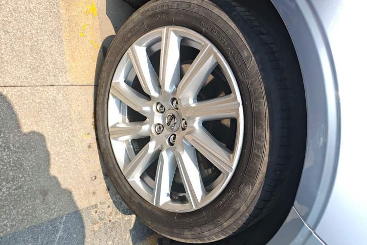 Used Volvo S90 2020 Facelifted T5 Zhiyi Luxury Edition Right Front Wheel Hub