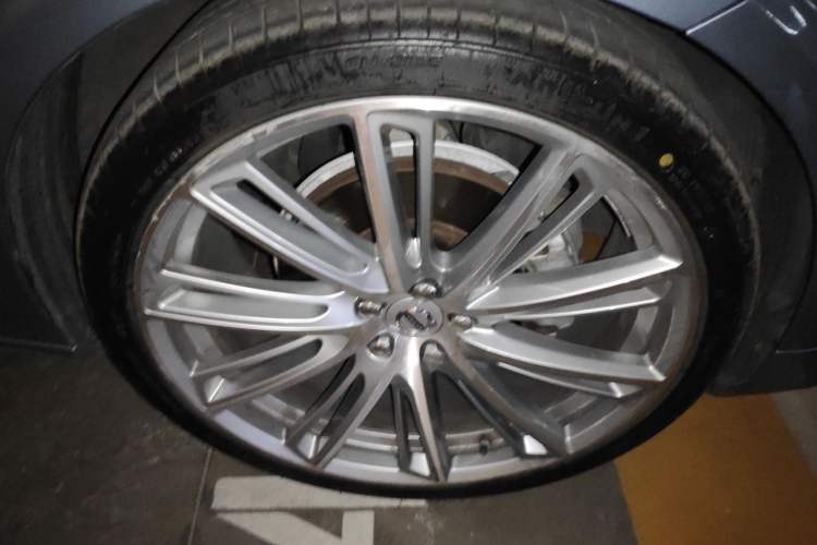 Used Volvo S90 2020 T5 Zhiyi Luxury Edition Right Front Wheel Hub