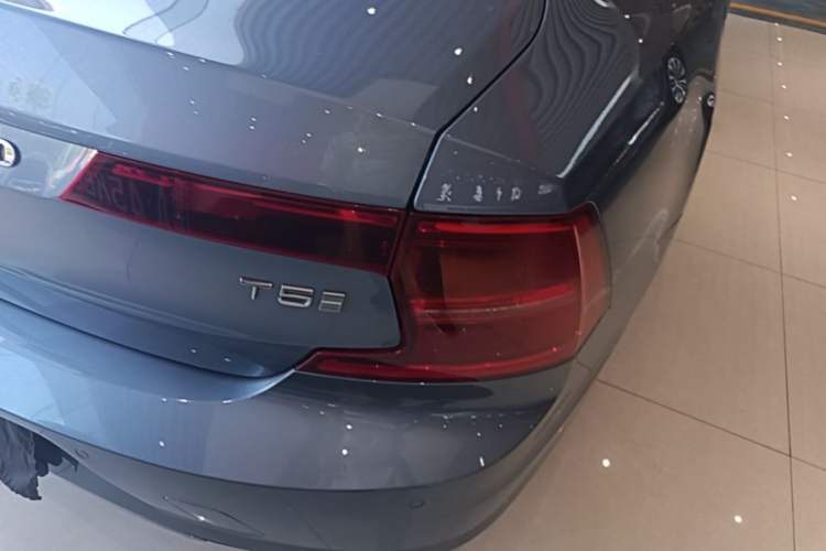 Used Volvo S90 2020 T5 Zhiyi Luxury Edition Right Rear Taillight