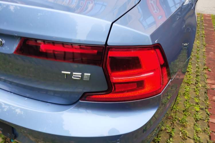Used Volvo S90 2020 T5 Zhiyi Luxury Edition Right Rear Taillight