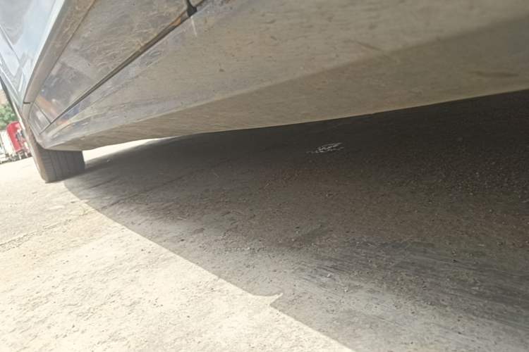 Used Volvo S90 2020 T5 Zhiyi Luxury Edition Right Side Sill