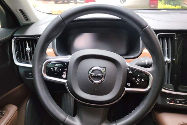 Used Volvo S90 2020 T5 Zhiyuan Luxury Edition Steering Wheel
