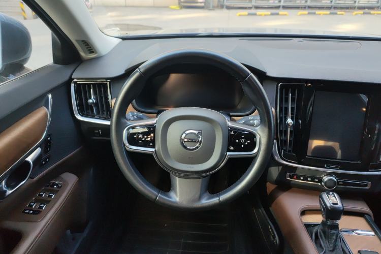 Used Volvo S90 2020 T5 Zhiyi Luxury Edition Steering Wheel