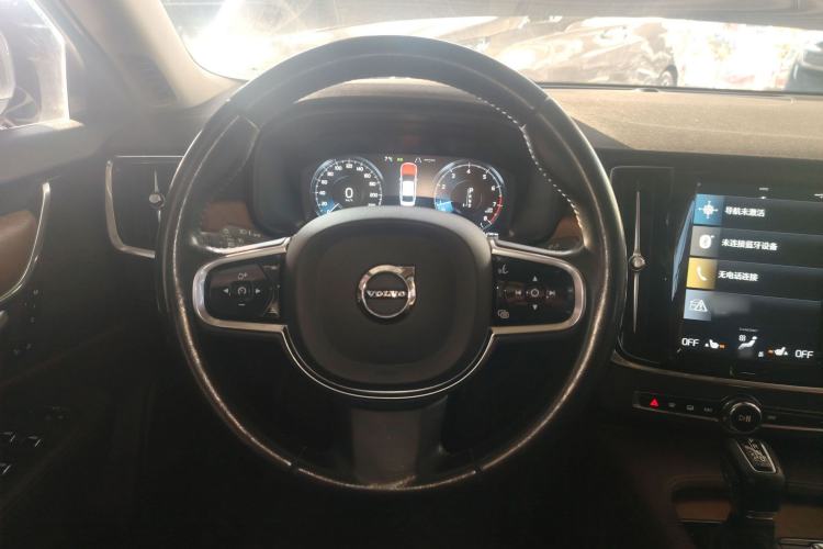 Used Volvo S90 2020 Facelifted T5 Zhiyi Luxury Edition Steering Wheel