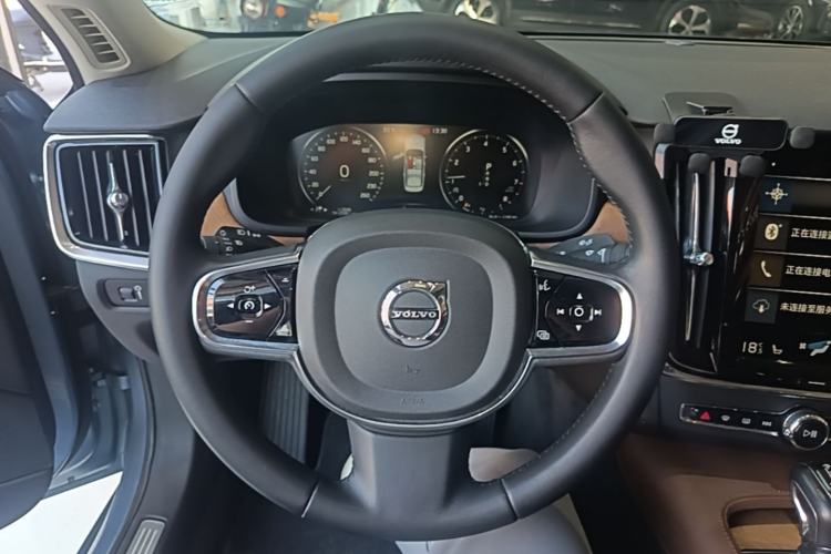Used Volvo S90 2020 T5 Zhiyi Luxury Edition Steering Wheel