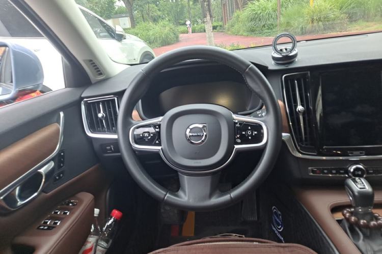 Used Volvo S90 2020 T5 Zhiyi Luxury Edition Steering Wheel