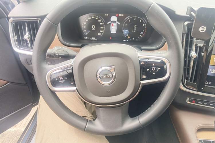 Used Volvo S90 2020 Facelifted T5 Zhiyi Luxury Edition Steering Wheel
