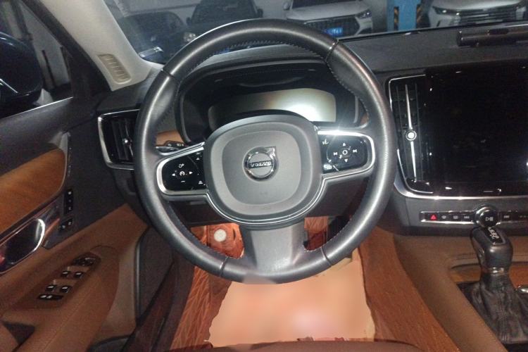 Used Volvo S90 2020 Facelifted T5 Zhiyi Luxury Edition Steering Wheel