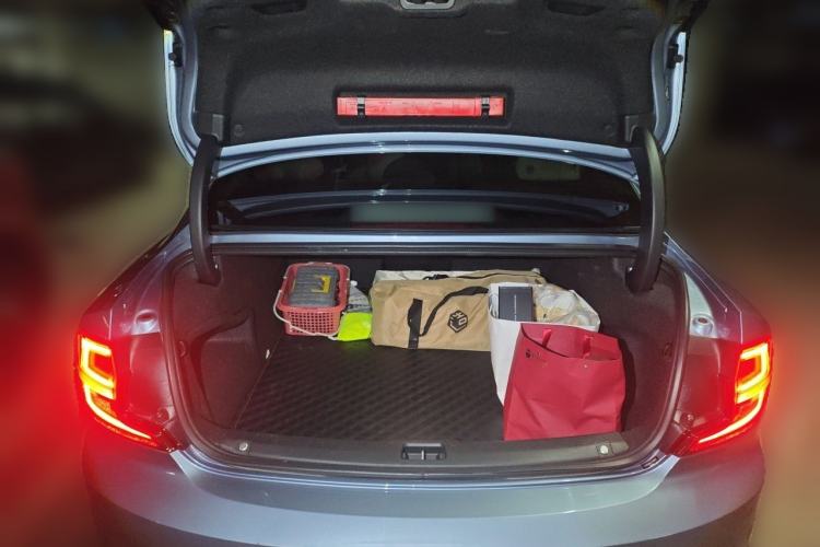 Used Volvo S90 2020 T5 Zhiyuan Luxury Edition Trunk