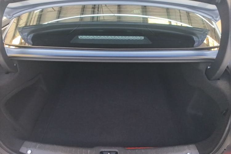 Used Volvo S90 2020 T5 Zhiyi Luxury Edition Trunk