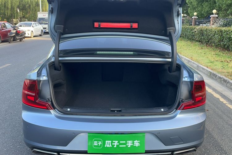 Used Volvo S90 2020 T5 Zhiyi Luxury Edition Trunk