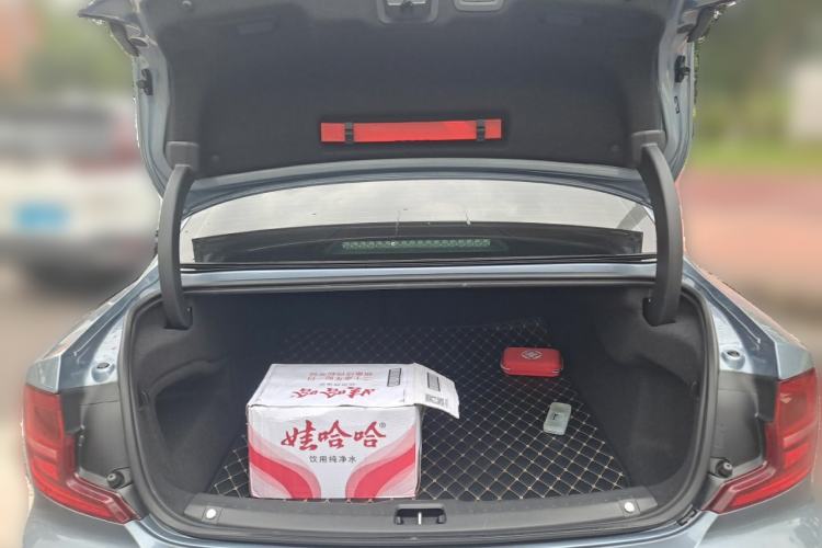 Used Volvo S90 2020 T5 Zhiyi Luxury Edition Trunk