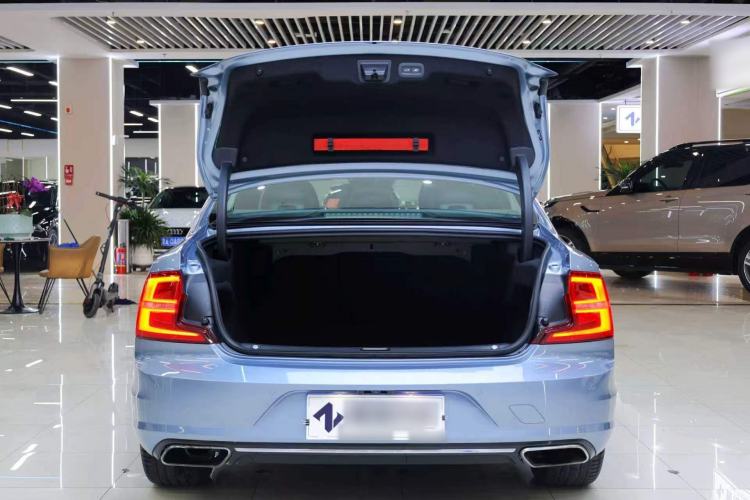 Used Volvo S90 2020 T5 Zhiya Luxury Edition Trunk