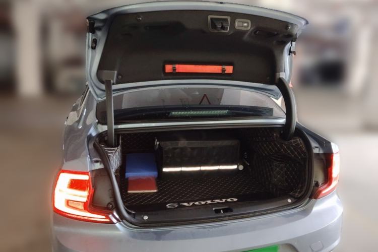 Used Volvo S90 2020 T5 Zhiyi Luxury Edition Trunk
