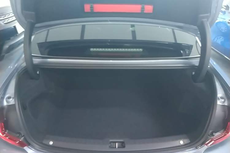 Used Volvo S90 2020 T5 Zhiyi Luxury Edition Trunk