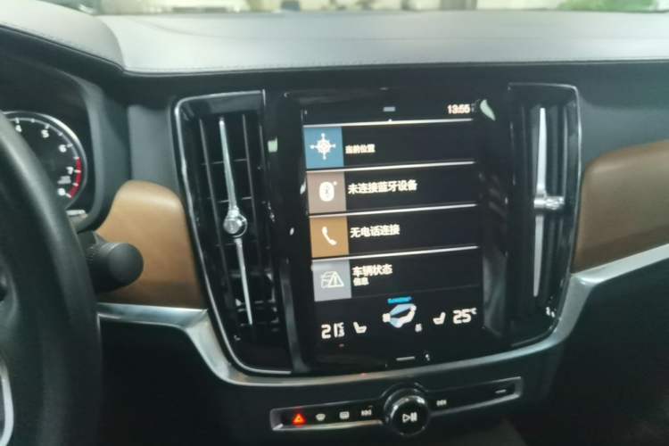 Used Volvo S90 2020 T5 Zhiyuan Luxury Edition Audio And AC Panel