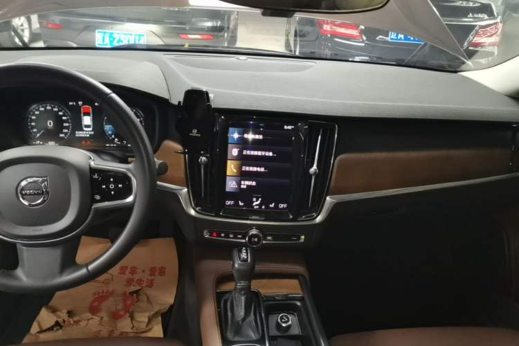 Used Volvo S90 2020 Facelifted T5 Zhiyi Luxury Edition Audio And AC Panel