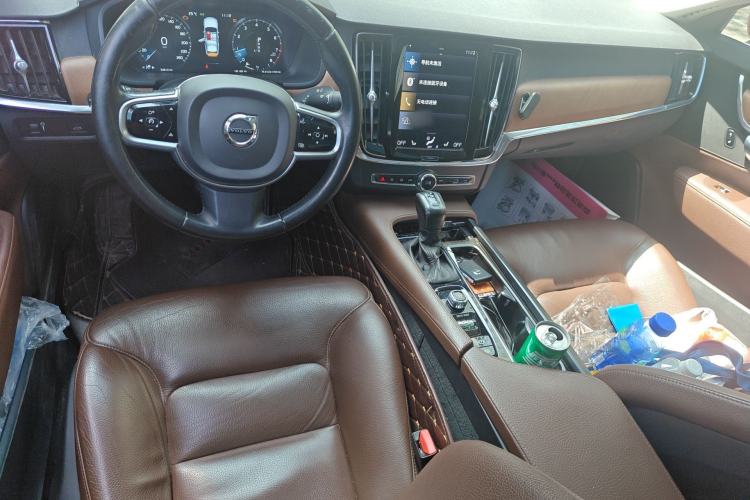 Used Volvo S90 2020 T5 Zhiyi Luxury Edition Center Console