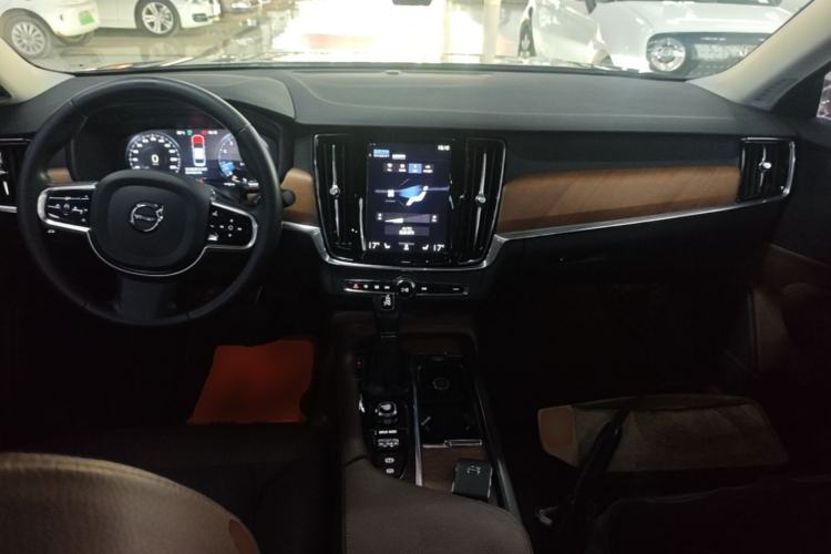 Used Volvo S90 2020 Facelifted T5 Zhiyi Luxury Edition Center Console