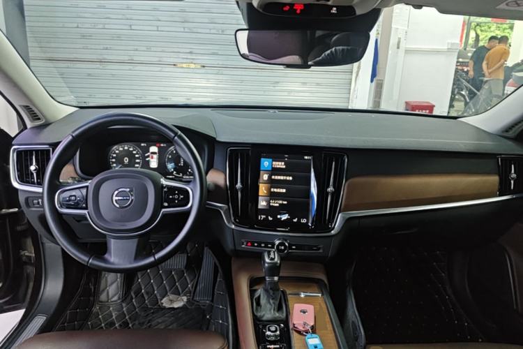 Used Volvo S90 2020 T5 Zhiyi Luxury Edition Center Console