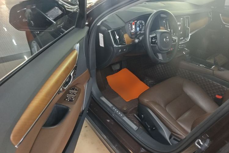 Used Volvo S90 2020 Facelifted T5 Zhiyi Luxury Edition Driver Seat