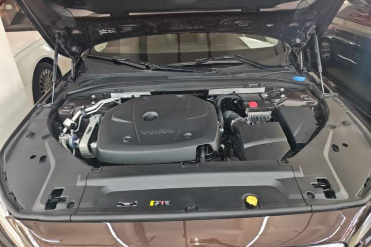 Used Volvo S90 2020 T5 Zhiyuan Luxury Edition Engine Bay