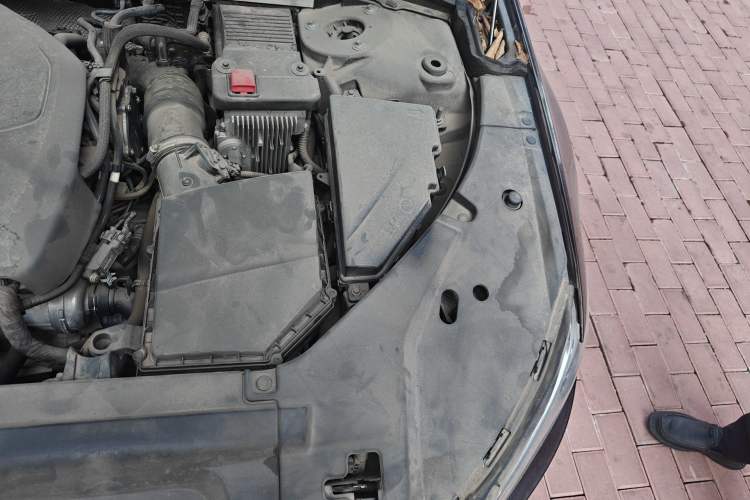 Used Volvo S90 2020 T5 Zhiyi Luxury Edition Engine Bay Left