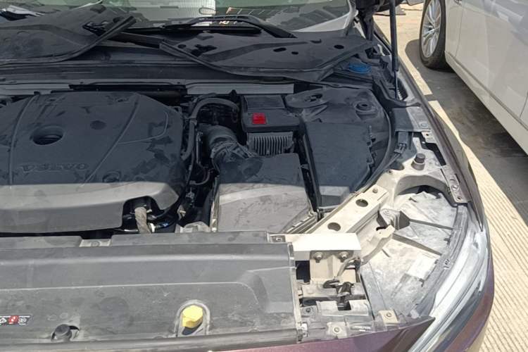 Used Volvo S90 2020 T5 Zhiyi Luxury Edition Engine Bay Left