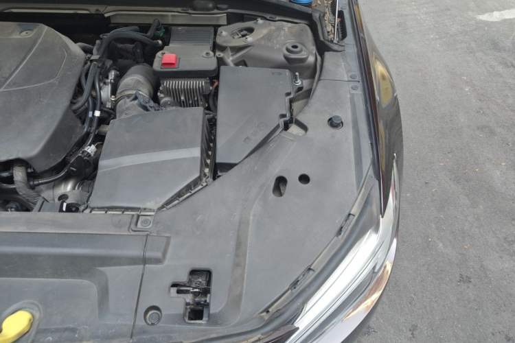 Used Volvo S90 2020 T5 Zhiyi Luxury Edition Engine Bay Left