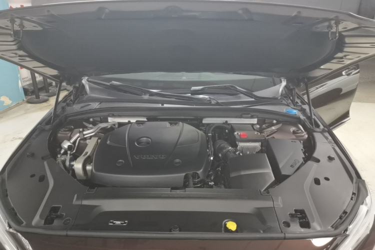 Used Volvo S90 2020 Facelifted T5 Zhiyi Luxury Edition Engine Bay