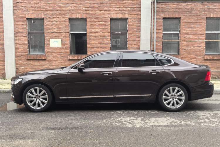 Used Volvo S90 2020 Facelifted T5 Zhiyi Luxury Edition Exterior 3