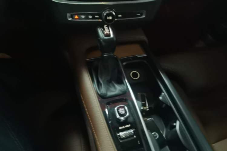 Used Volvo S90 2020 T5 Zhiyuan Luxury Edition Gear Lever