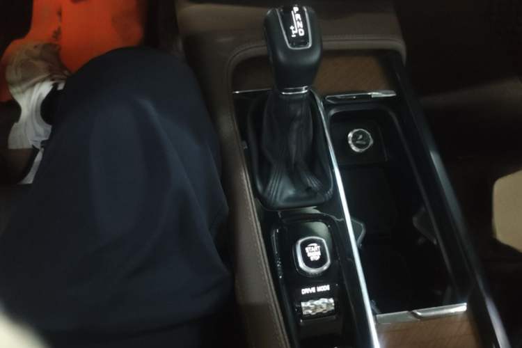 Used Volvo S90 2020 Facelifted T5 Zhiyi Luxury Edition Gear Lever