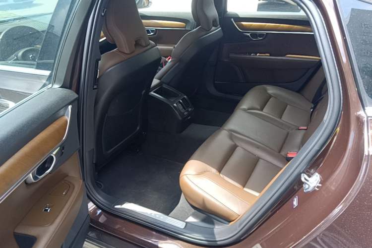 Used Volvo S90 2020 T5 Zhiyi Luxury Edition Left Rear Seat