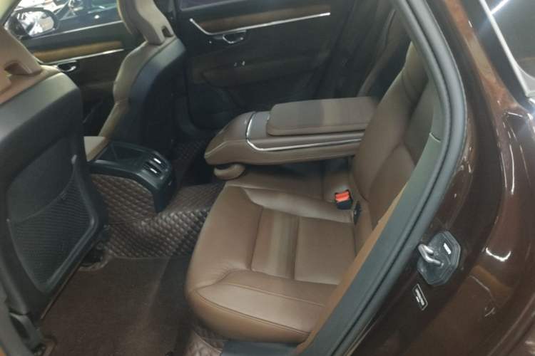 Used Volvo S90 2020 Facelifted T5 Zhiyi Luxury Edition Left Rear Seat