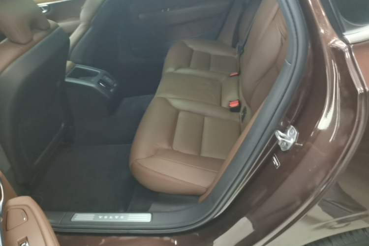 Used Volvo S90 2020 Facelifted T5 Zhiyi Luxury Edition Left Rear Seat