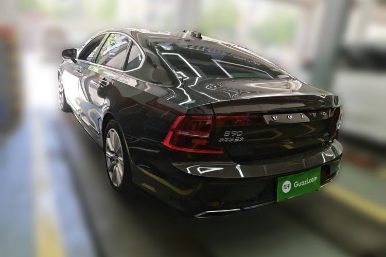 Used Volvo S90 2020 T5 Zhiyi Luxury Edition Rear Left 45 Deg