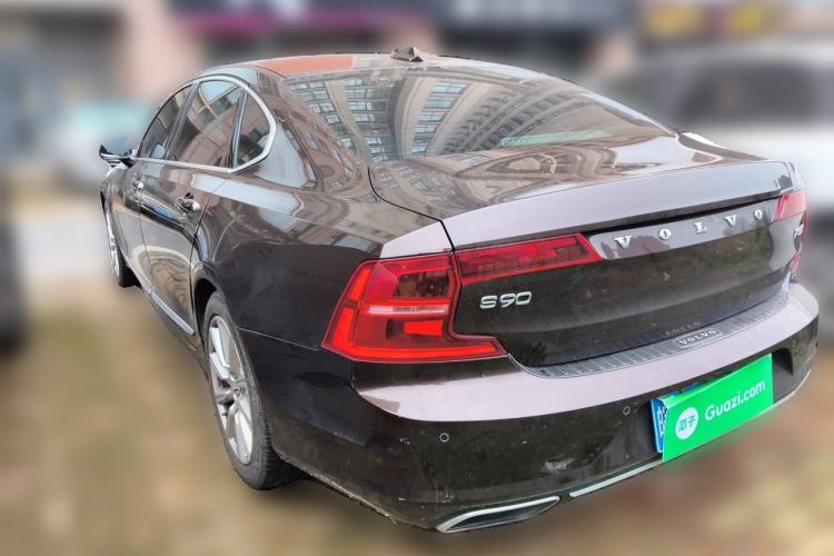 Used Volvo S90 2020 T5 Zhiyi Luxury Edition Rear Left 45 Deg