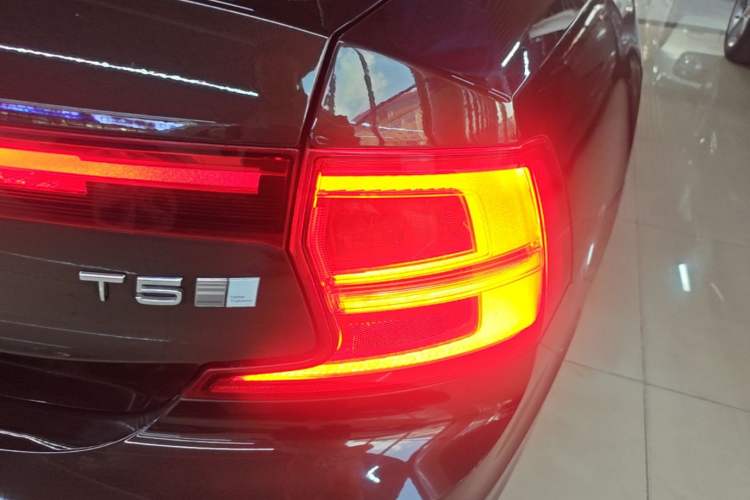 Used Volvo S90 2020 Facelifted T5 Zhiyi Luxury Edition Right Rear Taillight
