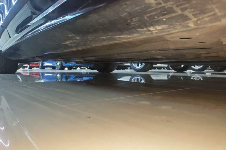 Used Volvo S90 2020 Facelifted T5 Zhiyi Luxury Edition Right Side Sill