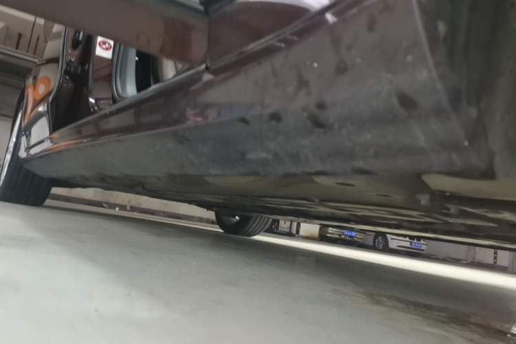 Used Volvo S90 2020 Facelifted T5 Zhiyi Luxury Edition Right Side Sill