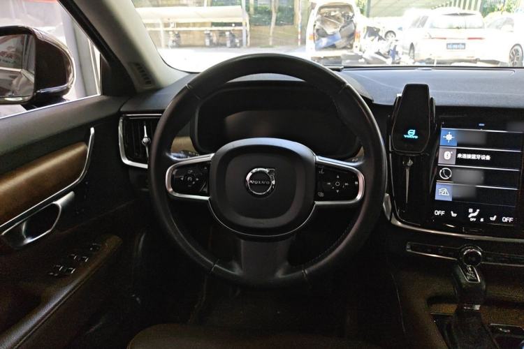 Used Volvo S90 2020 T5 Zhiyi Luxury Edition Steering Wheel